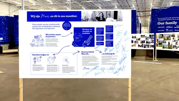 Signatures on the redesigned Moos contract
